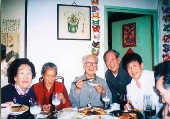 娱乐生活 第215页