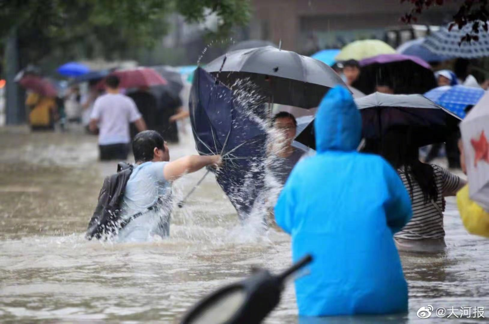 河南多地因暴雨停课河南多地因暴雨停课，如何应对突发天气变化保障学生安全？